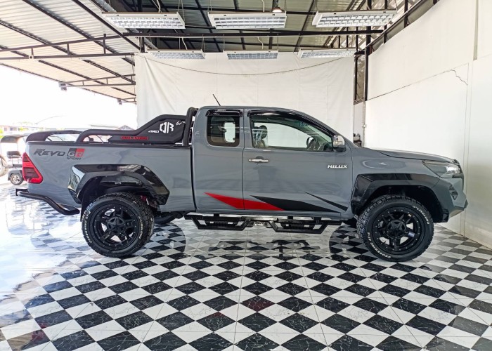 Used 5
                    TOYOTA
                     for Sale Image